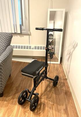 Jg9156b Blessreach Knee Scooter Fully Assembled Excellent Condition