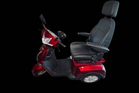 Challenger T408 Rider Veloce 3 Wheel Mobility Scooter Needs Battery Replacement