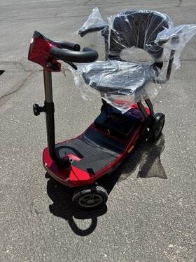 Ew-m47 Ewheels New Open Box Foldable 4-wheel Travel Mobility Scooter Amazing Easy And Stable