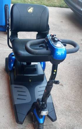 Gb121 Golden Technologies Buzzaround Xl 3-wheel Lightweight Portable Mobility Electric Scooter Blue