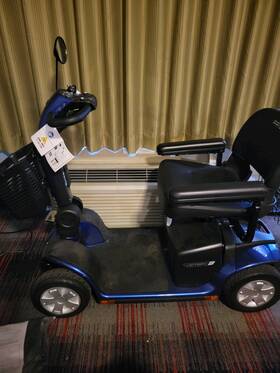 Mv600sg1001 Pride Mobility Products Corp. Victory 10 Brand New With Charger And Leather Cover