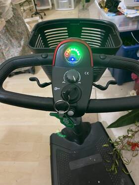 S73-1 Pride Mobility Go-go Sport 3 Wheel Scooter