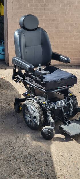 0076816 Quantum 2.0 Power Chair