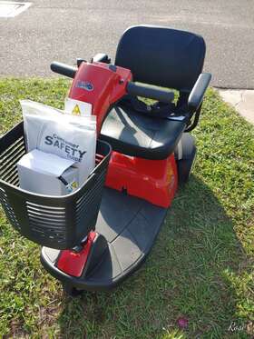 Mm93 Rascal Florida New Box Pride/rascal Red 3-wheel Mobility Scooter 300lb. 18ah Batteries
