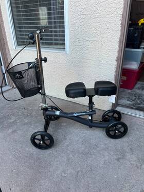 Roscoe Medical 092237611234 New Knee Scooter 4 Wheels Black In Condition