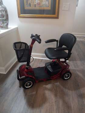 Vive 818323027976 Beautiful Burgundy 4 Wheel Mobility Scooter