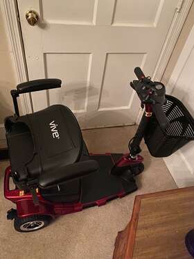 M1b1026 Vive 3 Wheel Mobility Scooter Electric Powered Mobile Folding Wheelchair Device Adult