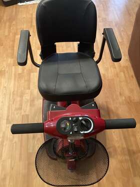 Zip10 Zipr Mobility Zipftr 3-wheel Portable Scooter Long Range Battery Foldable Used Once