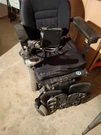 Quantum Edge 2.0 Electric Power Wheelchair Ilevel Tilt Capability Heavy Duty. Fixed Price $500.00.